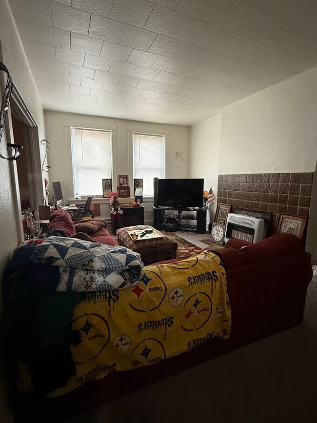 Photo - 401 Lincoln Apartment