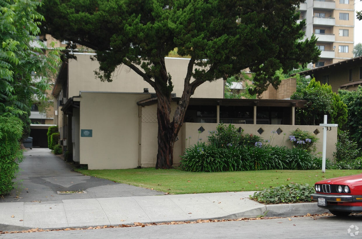 Primary Photo - 433 N El Molino Ave
