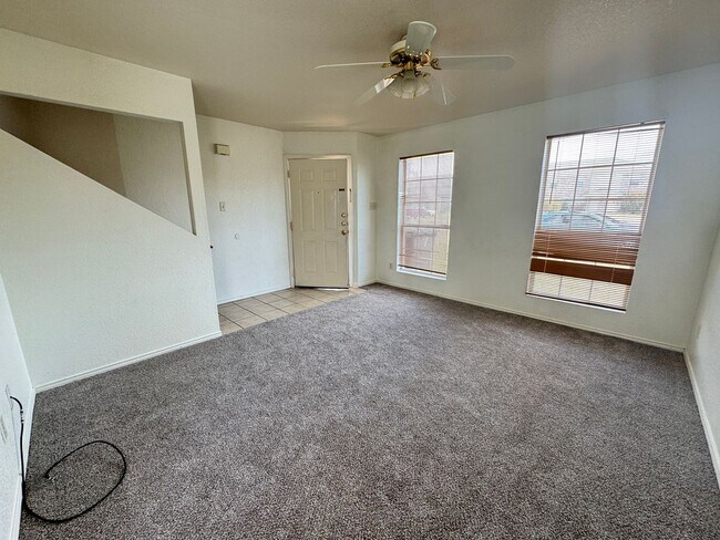 Building Photo - 4505 Deek Dr