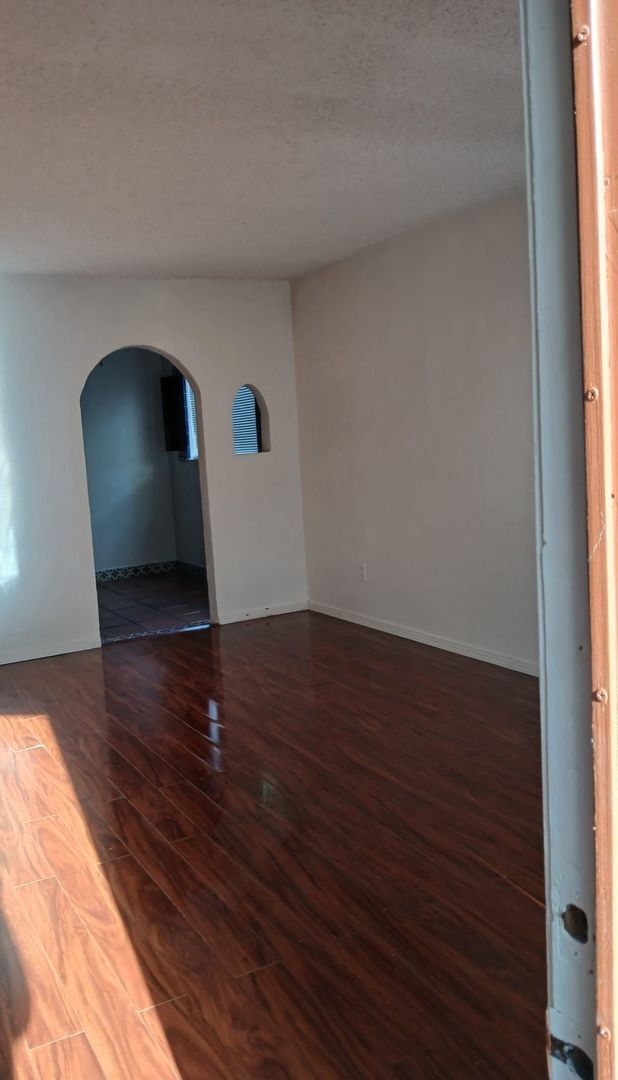 Foto del edificio - 2-Story 2 Bedroom Townhome with Garage!