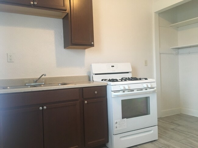 updated kitchen - 4530 Lafayette Avenue
