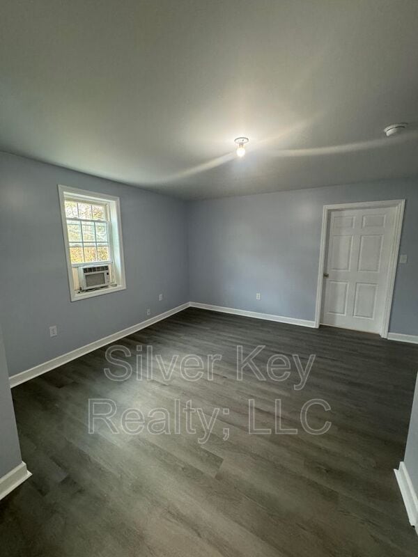 Building Photo - 154 S Jackson St