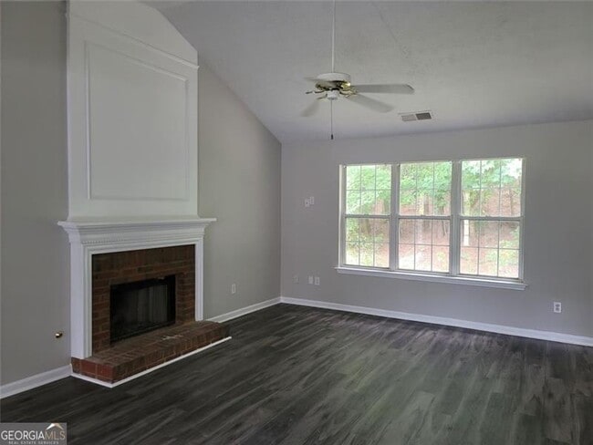 Building Photo - 3014 Stirrup Ln SW