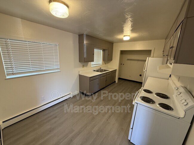 Foto del edificio - 1231 Pleasant Acres Dr