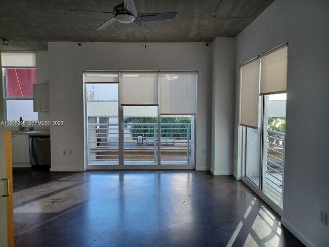 Foto del edificio - 133 NE 2nd Ave