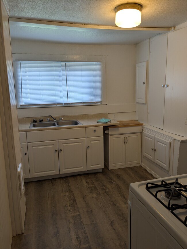 Foto del edificio - 303 S 5th St