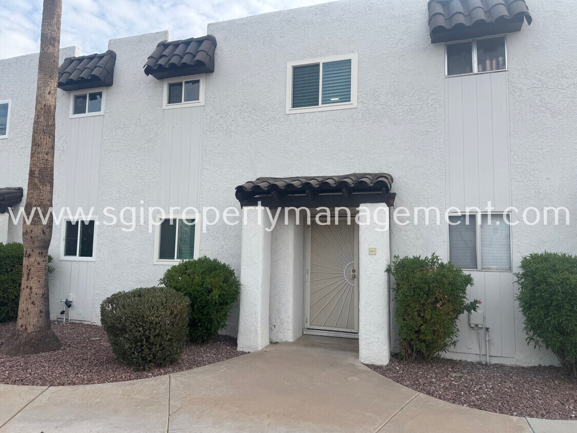 Primary Photo - 2415 N 71st St