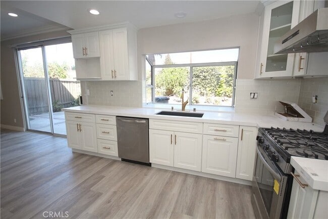 Building Photo - 2071 Seminole