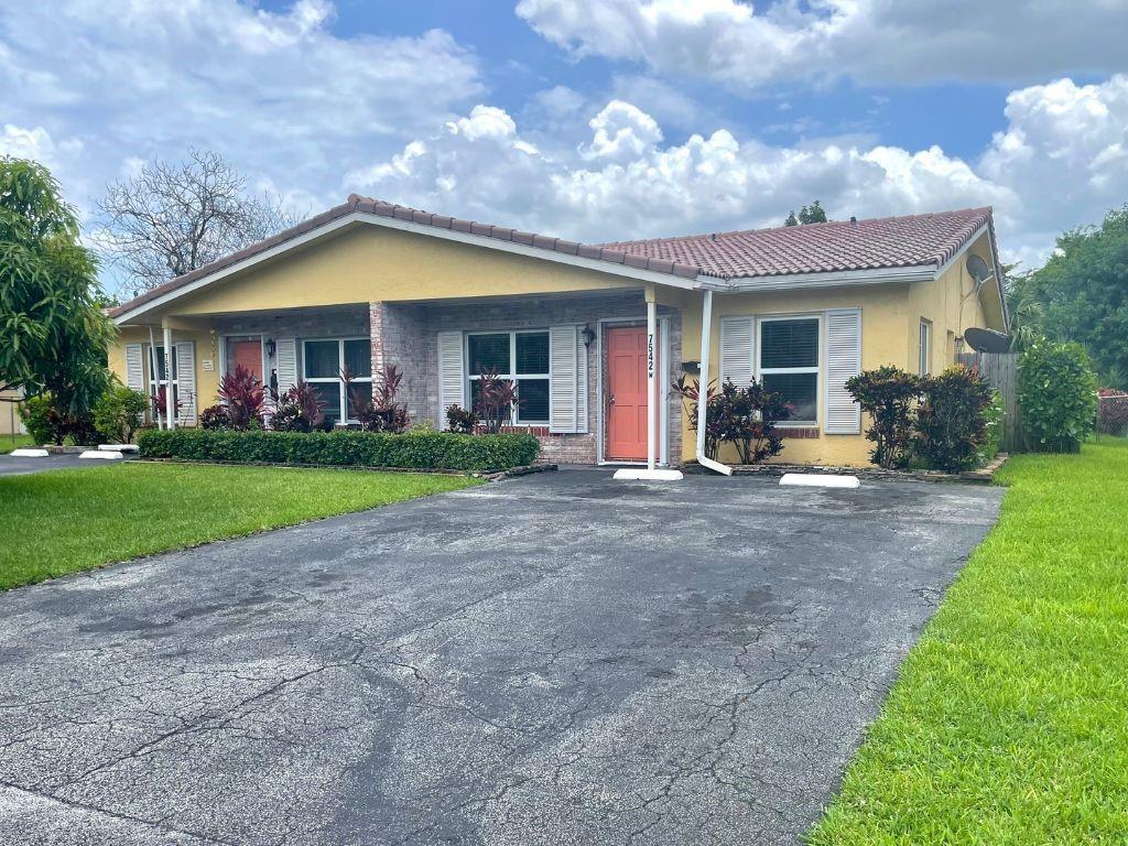 7542 NW 44th Ct, Coral Springs, FL 33065 House Rental in Coral