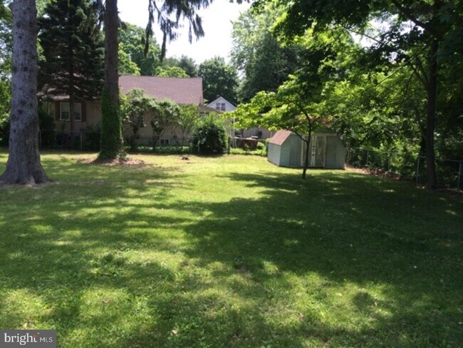 Building Photo - 414 Cornell Rd