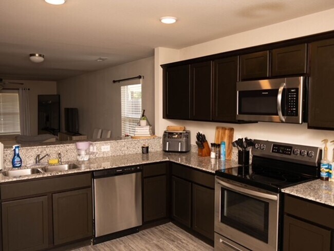 Foto del edificio - 1324 Morningside Dr