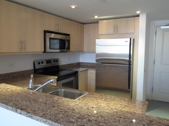 Kitchen - 111 E Flagler St