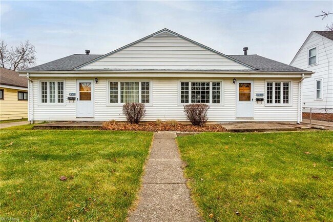 Building Photo - 17209 Puritas Ave