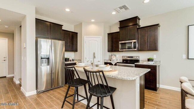 Foto del edificio - 1255 N Arizona Ave