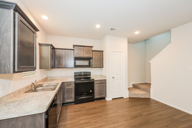 Building Photo - 1412 Jonah Ln
