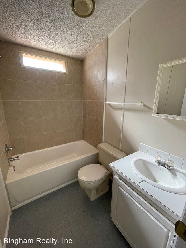 Building Photo - 3 br, 2 bath House - 38027 Meyer Ave