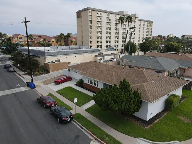 Building Photo - 5071 55th St