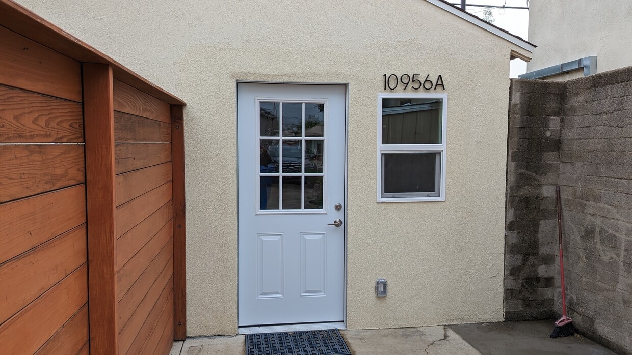 10956 Fairbanks Way, Culver City, CA 90230 House Rental in Culver