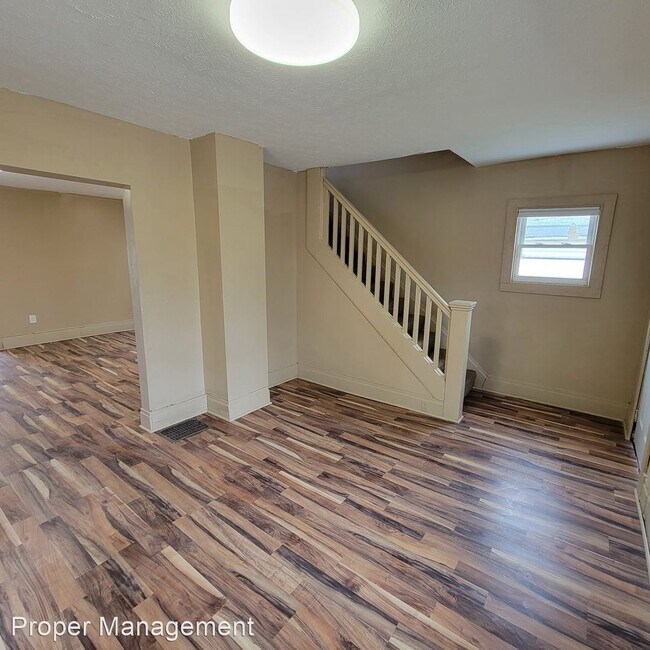 Building Photo - 2 br, 1 bath House - 525 Smith St