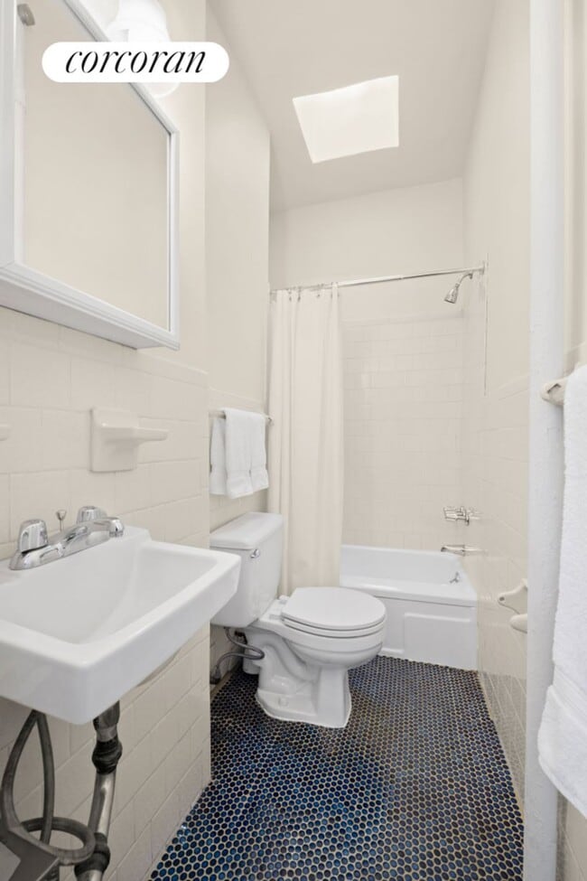 Building Photo - 214 Mulberry St