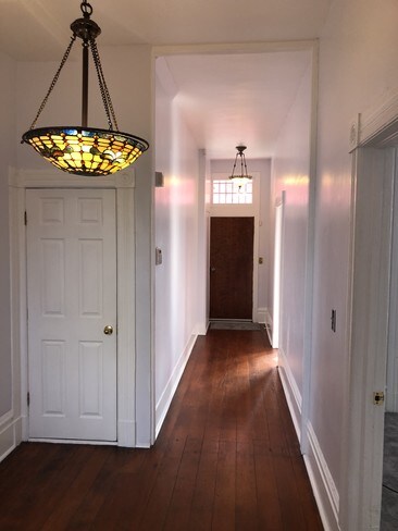 Hallway - 1511 Peralta St