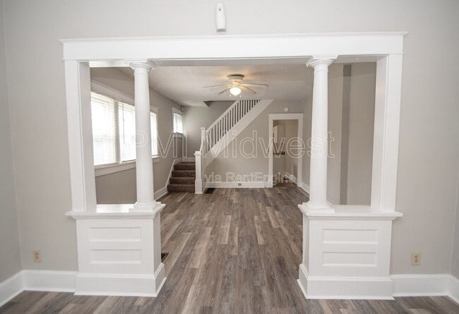 Building Photo - 1541 E Ohio St