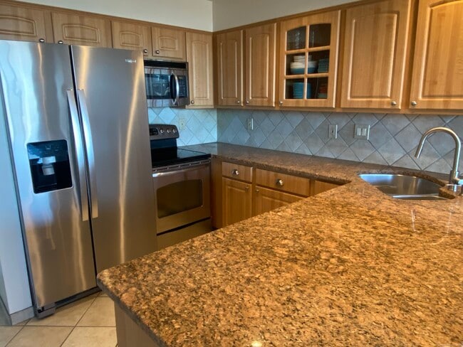 Building Photo - 104 North St