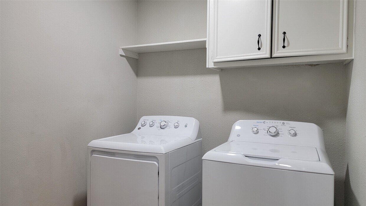 Foto del edificio - 2200 Joe Rushing Ln