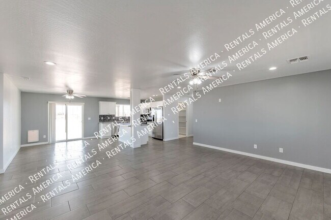 Foto del edificio - 2949 W Derby St