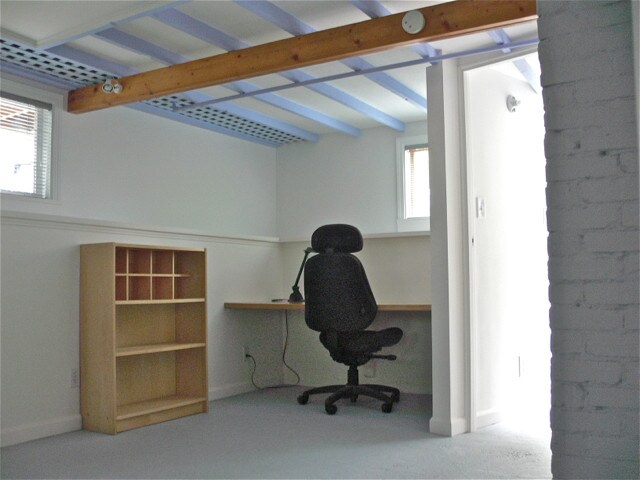 Foto del edificio - 4033 Eastern Ave N