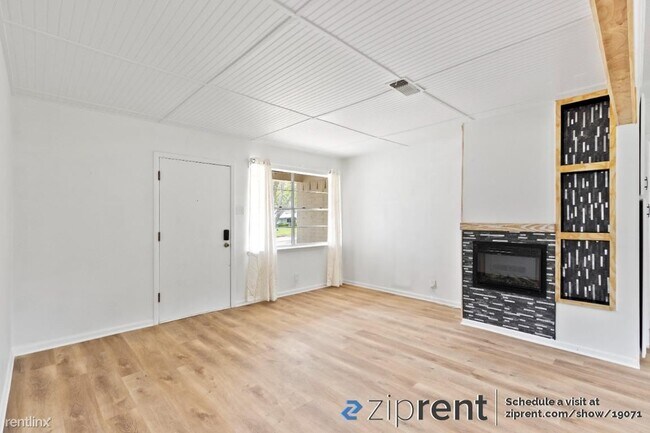 Foto del edificio - 3 br, 2 bath House - 1402 McCall Drive, Sh...