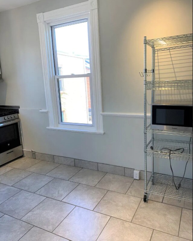 Foto del edificio - 2329 Larkins Wy