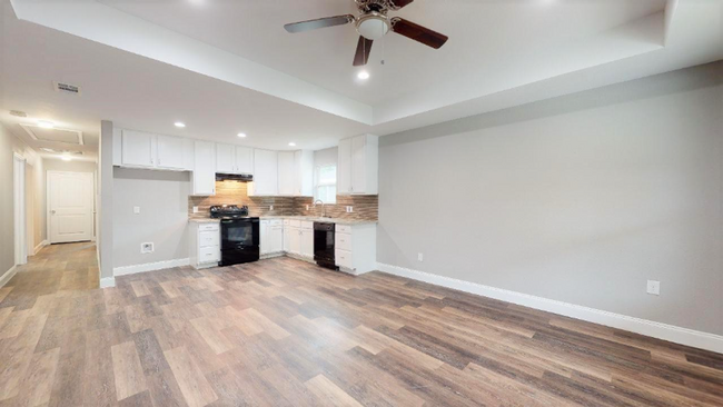 Foto del edificio - 3208 Bourland St