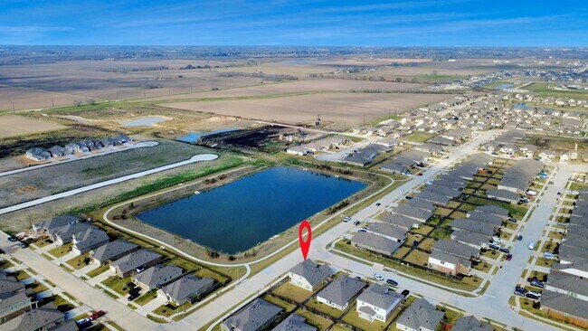 Foto del edificio - 5419 Sleepy Fox Ln