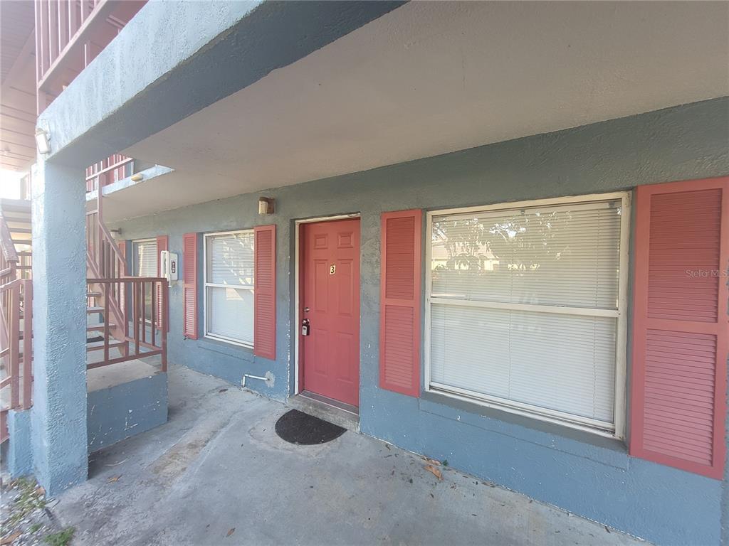 Primary Photo - 1802 Barton Dr