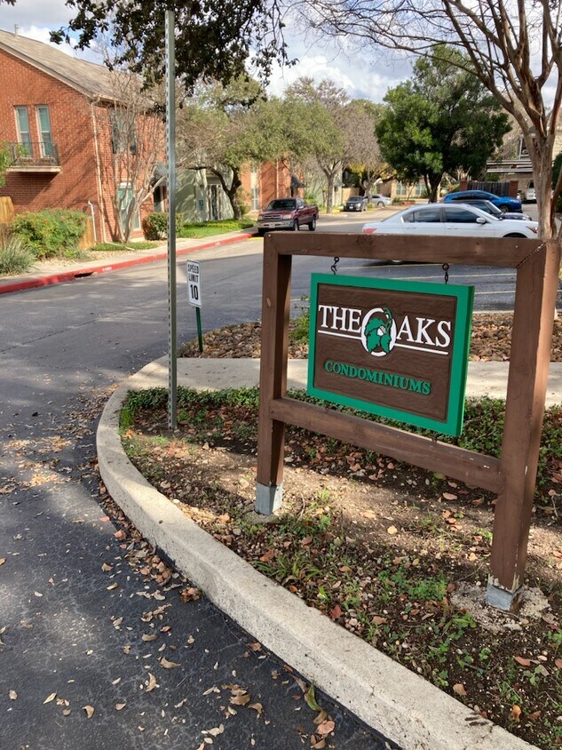 2300 Nacogdoches Rd, San Antonio, TX 78209 Townhome Rentals in San