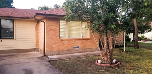 Foto del edificio - 2953 Primrose Ln