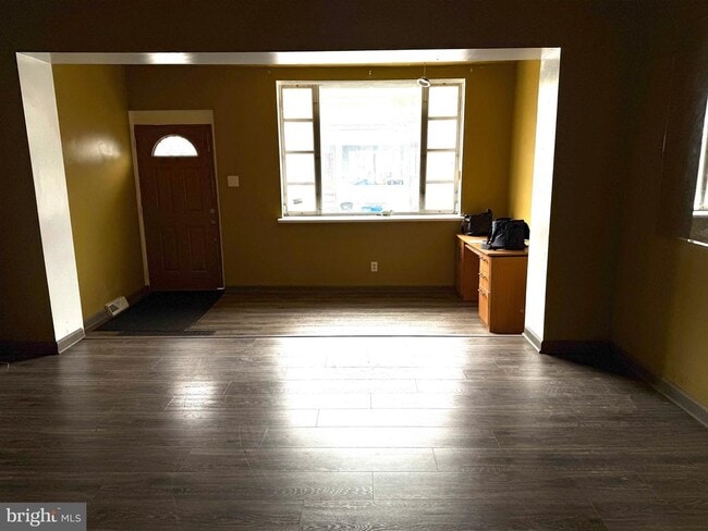 Foto del edificio - 2553 Carroll St