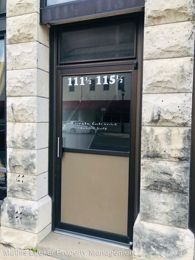 Foto del edificio - 111 W 7th St