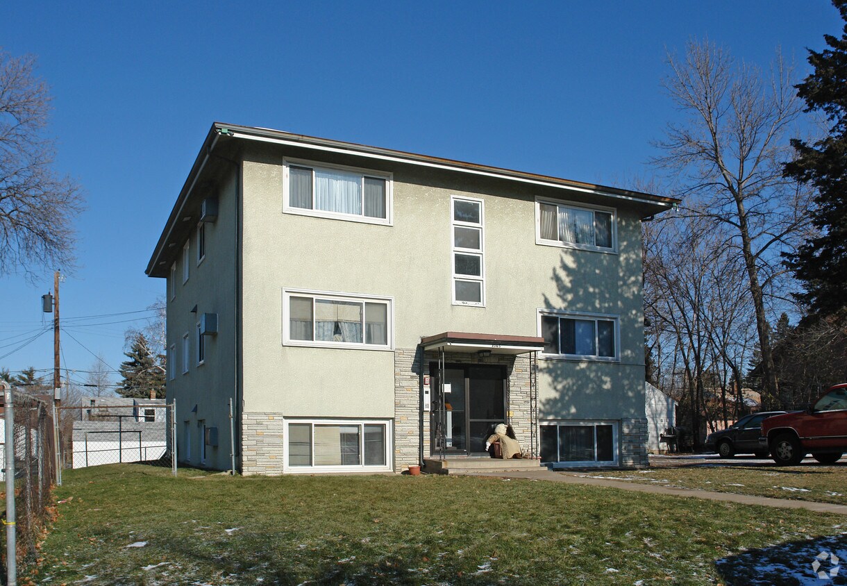 1045 Peters Pl NE, Columbia Heights, MN 55421 Apartments in Columbia