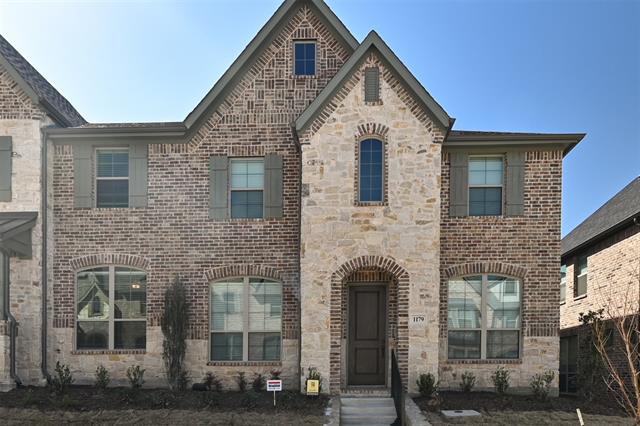 Foto principal - 1179 Lake City Ave