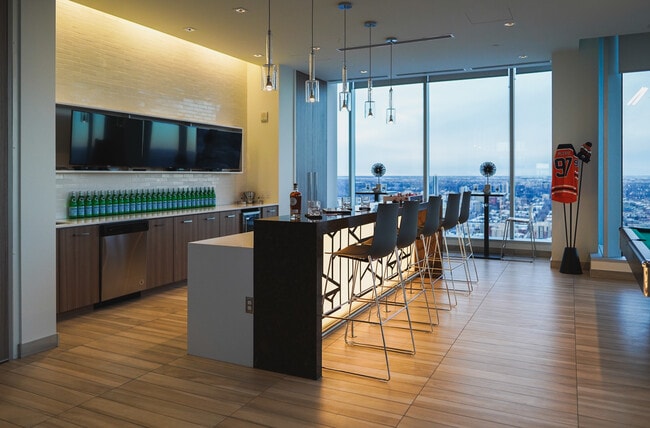 Building Photo - SKY Signature Suites