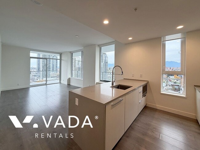 Photo du bâtiment - Juneau 2 Bed Apartment Rental Brentwood 16...