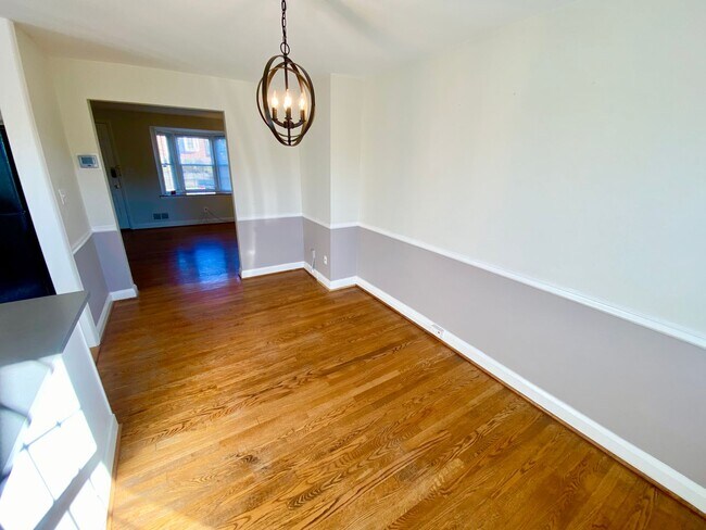Building Photo - Beautifully Updated 3Bed/2 Bath Towson Hom...