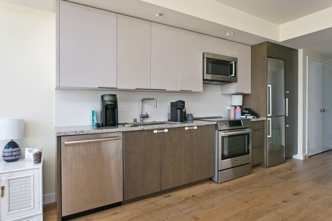 Building Photo - Spectacular ocean view Ae'o Studio PET Fri...