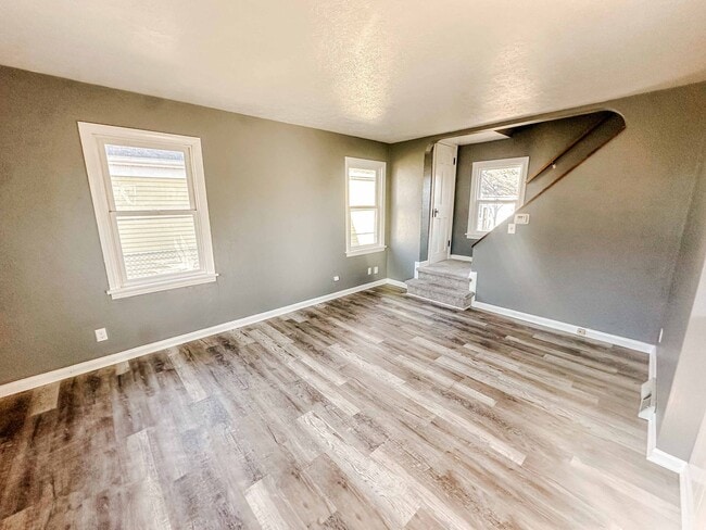 Building Photo - Beautiful two bedroom home with bonus room, finished basement, dishwasher, and many updates!