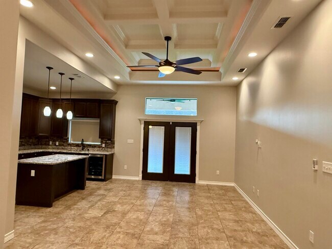 Foto del edificio - 216 Canyon Oak Dr