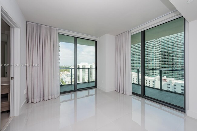 Building Photo - 1300 S Miami Ave