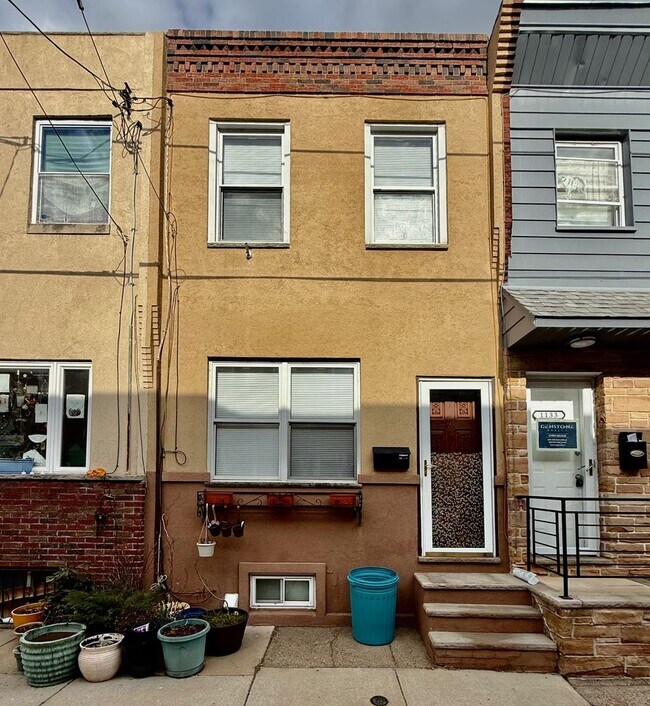 Photo - Recently UPDATED 3 BD/1 BA HOUSE in great East Passyunk/LOMO location w/ new Engineered Wood Floo...