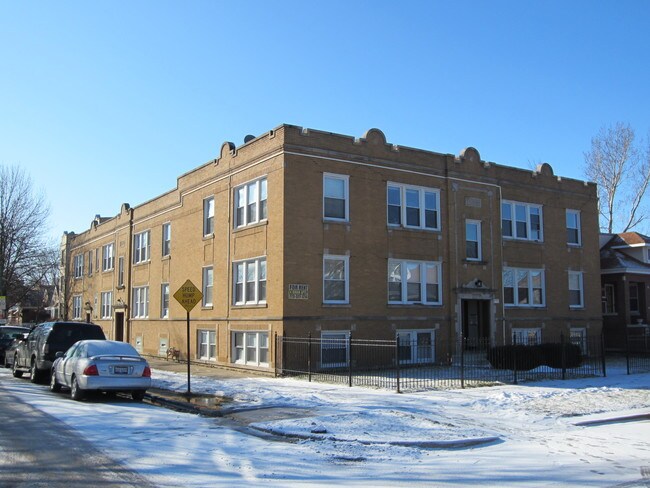Primary Photo - 2950 N Kolmar Ave